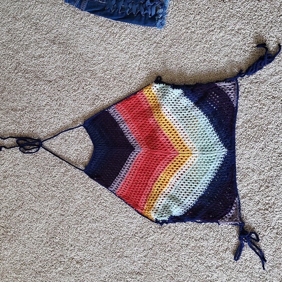 Crochet halter top - Picture 1 of 9